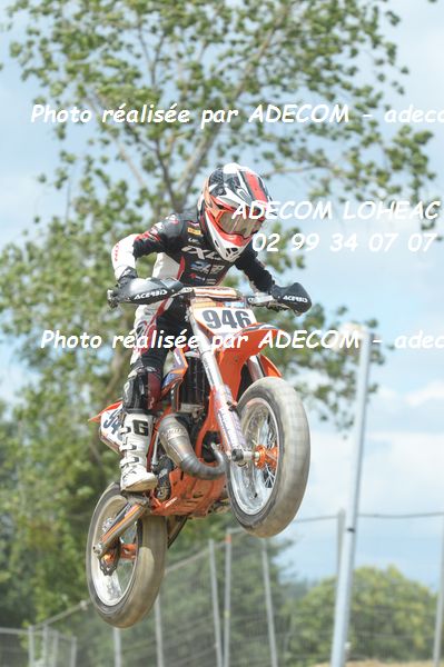 http://v2.adecom-photo.com/images//8.MOTO/2019/SUPERMOTARD_LOHEAC_2019/CATEGORIE_S4/FINUCCI_Valentino/47A_6303.JPG