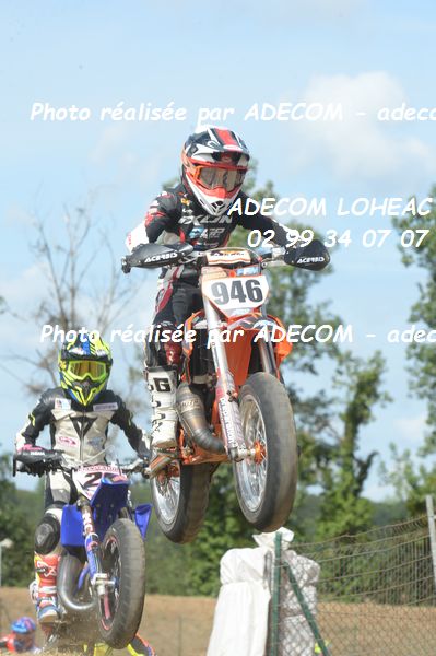 http://v2.adecom-photo.com/images//8.MOTO/2019/SUPERMOTARD_LOHEAC_2019/CATEGORIE_S4/FINUCCI_Valentino/47A_7805.JPG