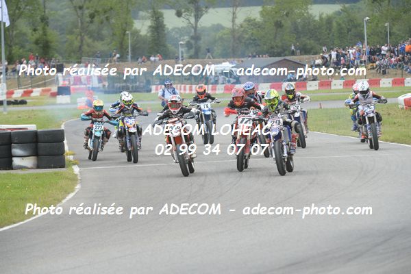 http://v2.adecom-photo.com/images//8.MOTO/2019/SUPERMOTARD_LOHEAC_2019/CATEGORIE_S4/HOARAU_Enzo/47A_8377.JPG