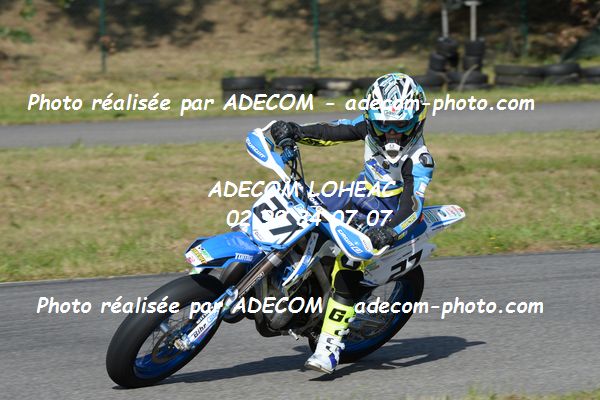 http://v2.adecom-photo.com/images//8.MOTO/2019/SUPERMOTARD_LOHEAC_2019/CATEGORIE_S4/PERNAT_Jules/47A_4236.JPG