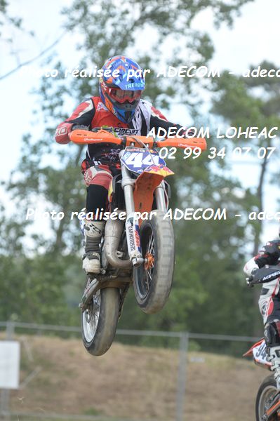 http://v2.adecom-photo.com/images//8.MOTO/2019/SUPERMOTARD_LOHEAC_2019/CATEGORIE_S4/RIFFIOS_Luk/47A_5587.JPG