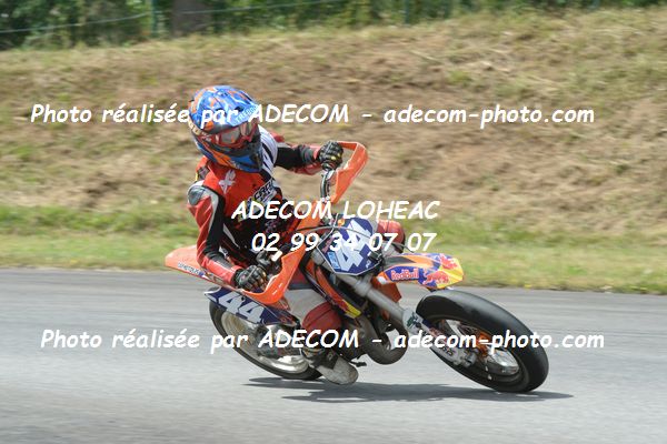 http://v2.adecom-photo.com/images//8.MOTO/2019/SUPERMOTARD_LOHEAC_2019/CATEGORIE_S4/RIFFIOS_Luk/47A_6373.JPG