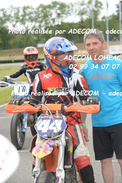 http://v2.adecom-photo.com/images//8.MOTO/2019/SUPERMOTARD_LOHEAC_2019/CATEGORIE_S4/RIFFIOS_Luk/47A_8355.JPG