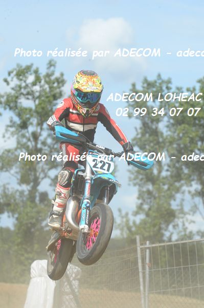 http://v2.adecom-photo.com/images//8.MOTO/2019/SUPERMOTARD_LOHEAC_2019/CATEGORIE_S4/STOJANOVIC_Adam/47A_7808.JPG