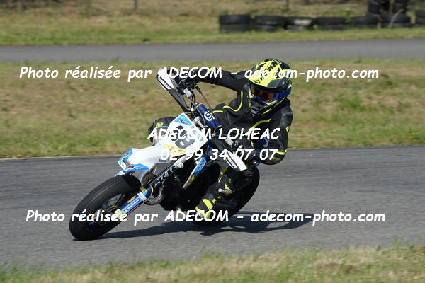 http://v2.adecom-photo.com/images//8.MOTO/2019/SUPERMOTARD_LOHEAC_2019/CATEGORIE_S4/TROUDE_Corentin/47A_4254.JPG