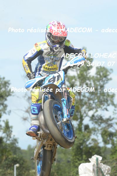 http://v2.adecom-photo.com/images//8.MOTO/2019/SUPERMOTARD_LOHEAC_2019/CATEGORIE_S4/VALADE_Kenzo/47A_7929.JPG