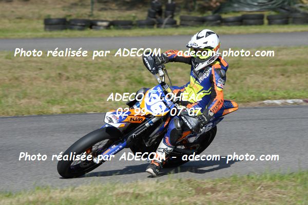 http://v2.adecom-photo.com/images//8.MOTO/2019/SUPERMOTARD_LOHEAC_2019/CATEGORIE_S4/VIOLA_Melvin/47A_4224.JPG