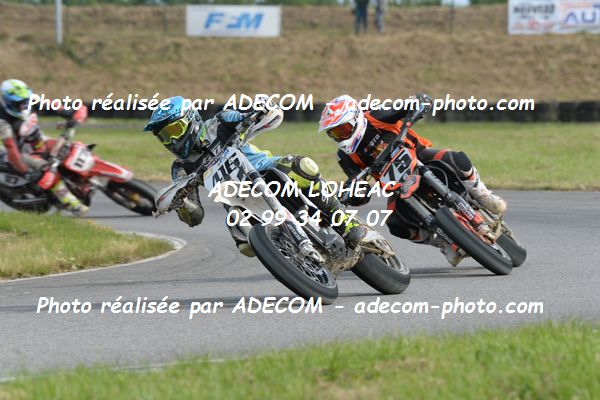 http://v2.adecom-photo.com/images//8.MOTO/2019/SUPERMOTARD_LOHEAC_2019/CHALLENGER/AGUILLON_Alexis/47A_7109.JPG