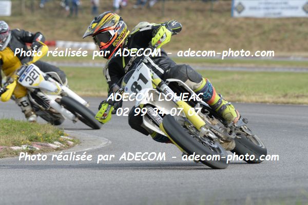 http://v2.adecom-photo.com/images//8.MOTO/2019/SUPERMOTARD_LOHEAC_2019/CHALLENGER/ALIX_Mathieu/47A_6997.JPG