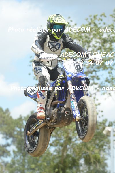 http://v2.adecom-photo.com/images//8.MOTO/2019/SUPERMOTARD_LOHEAC_2019/CHALLENGER/BERISSET_Laurent/47A_5417.JPG