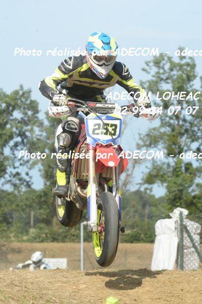 http://v2.adecom-photo.com/images//8.MOTO/2019/SUPERMOTARD_LOHEAC_2019/CHALLENGER/BEZIER_Adrien/47A_7301.JPG