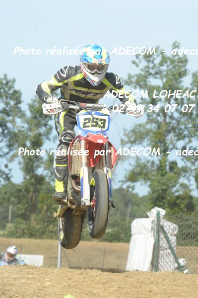 http://v2.adecom-photo.com/images//8.MOTO/2019/SUPERMOTARD_LOHEAC_2019/CHALLENGER/BEZIER_Adrien/47A_7372.JPG