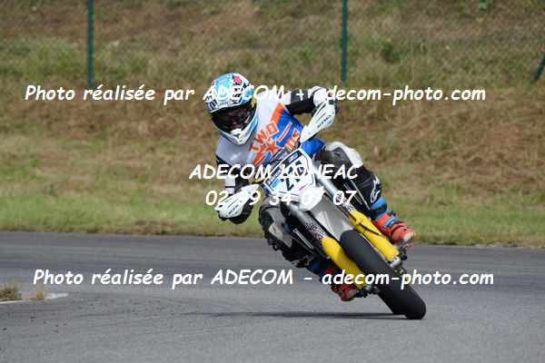 http://v2.adecom-photo.com/images//8.MOTO/2019/SUPERMOTARD_LOHEAC_2019/CHALLENGER/BRETECHE_Brice/47A_4573.JPG