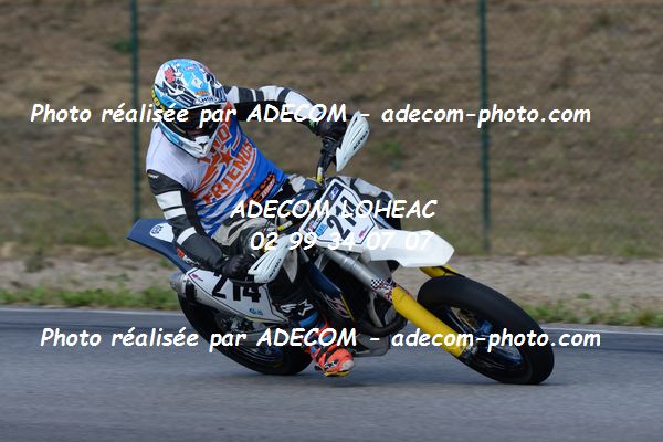 http://v2.adecom-photo.com/images//8.MOTO/2019/SUPERMOTARD_LOHEAC_2019/CHALLENGER/BRETECHE_Brice/47A_4602.JPG