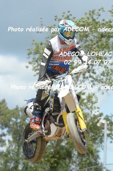 http://v2.adecom-photo.com/images//8.MOTO/2019/SUPERMOTARD_LOHEAC_2019/CHALLENGER/BRETECHE_Brice/47A_5470.JPG