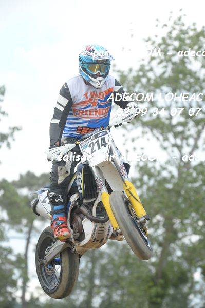 http://v2.adecom-photo.com/images//8.MOTO/2019/SUPERMOTARD_LOHEAC_2019/CHALLENGER/BRETECHE_Brice/47A_5515.JPG