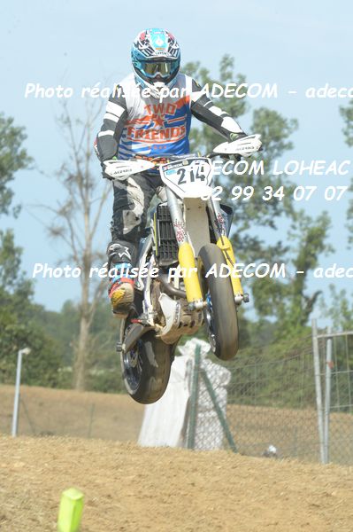 http://v2.adecom-photo.com/images//8.MOTO/2019/SUPERMOTARD_LOHEAC_2019/CHALLENGER/BRETECHE_Brice/47A_7342.JPG