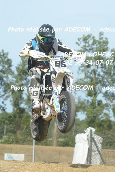 http://v2.adecom-photo.com/images//8.MOTO/2019/SUPERMOTARD_LOHEAC_2019/CHALLENGER/CHABERT_Alexandre/47A_7361.JPG