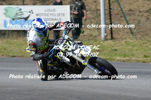 http://v2.adecom-photo.com/images//8.MOTO/2019/SUPERMOTARD_LOHEAC_2019/CHALLENGER/CHAPEAU_Romain/47A_4678.JPG