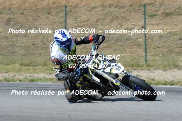 http://v2.adecom-photo.com/images//8.MOTO/2019/SUPERMOTARD_LOHEAC_2019/CHALLENGER/CHAPEAU_Romain/47A_4784.JPG