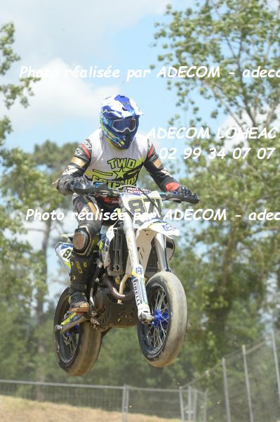 http://v2.adecom-photo.com/images//8.MOTO/2019/SUPERMOTARD_LOHEAC_2019/CHALLENGER/CHAPEAU_Romain/47A_5413.JPG