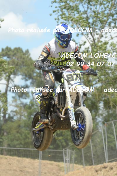 http://v2.adecom-photo.com/images//8.MOTO/2019/SUPERMOTARD_LOHEAC_2019/CHALLENGER/CHAPEAU_Romain/47A_5414.JPG