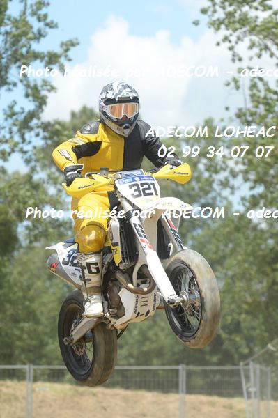 http://v2.adecom-photo.com/images//8.MOTO/2019/SUPERMOTARD_LOHEAC_2019/CHALLENGER/CHATEL_Jordan/47A_5368.JPG