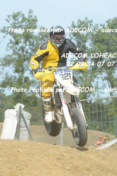 http://v2.adecom-photo.com/images//8.MOTO/2019/SUPERMOTARD_LOHEAC_2019/CHALLENGER/CHATEL_Jordan/47A_7352.JPG