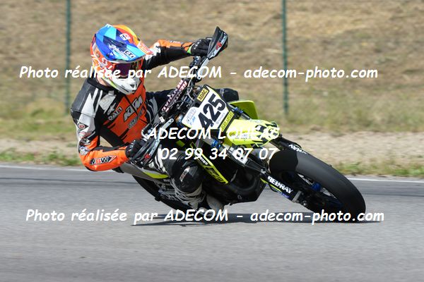 http://v2.adecom-photo.com/images//8.MOTO/2019/SUPERMOTARD_LOHEAC_2019/CHALLENGER/CORMAN_Francois/47A_4691.JPG