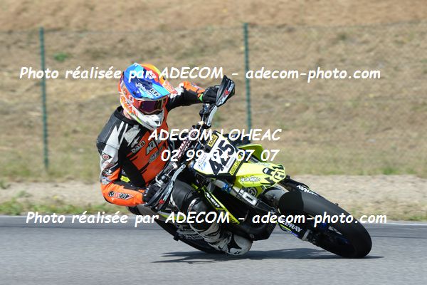 http://v2.adecom-photo.com/images//8.MOTO/2019/SUPERMOTARD_LOHEAC_2019/CHALLENGER/CORMAN_Francois/47A_4746.JPG