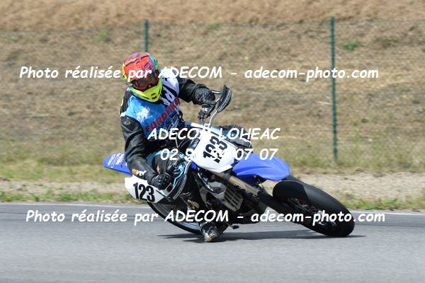 http://v2.adecom-photo.com/images//8.MOTO/2019/SUPERMOTARD_LOHEAC_2019/CHALLENGER/COUDRE_Loick/47A_4902.JPG