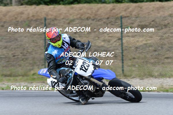 http://v2.adecom-photo.com/images//8.MOTO/2019/SUPERMOTARD_LOHEAC_2019/CHALLENGER/COUDRE_Loick/47A_4919.JPG