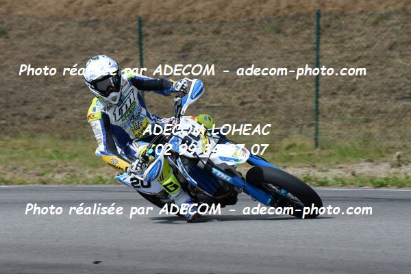 http://v2.adecom-photo.com/images//8.MOTO/2019/SUPERMOTARD_LOHEAC_2019/CHALLENGER/DELONG_Alexis/47A_4968.JPG