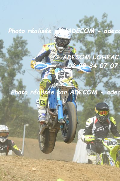 http://v2.adecom-photo.com/images//8.MOTO/2019/SUPERMOTARD_LOHEAC_2019/CHALLENGER/DELONG_Alexis/47A_7493.JPG