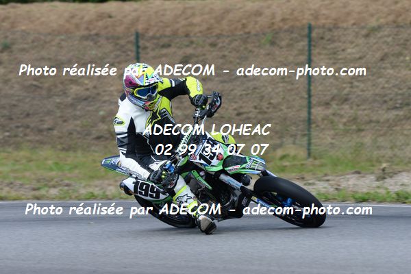 http://v2.adecom-photo.com/images//8.MOTO/2019/SUPERMOTARD_LOHEAC_2019/CHALLENGER/DEROUIN_Sebastien/47A_4858.JPG