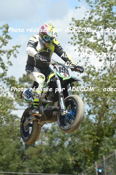 http://v2.adecom-photo.com/images//8.MOTO/2019/SUPERMOTARD_LOHEAC_2019/CHALLENGER/DEROUIN_Sebastien/47A_5176.JPG
