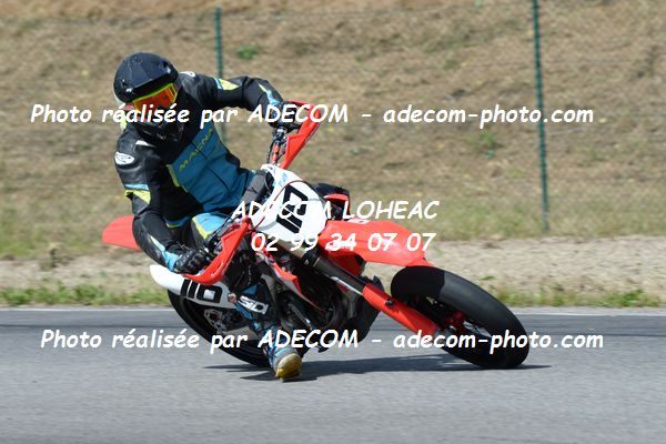 http://v2.adecom-photo.com/images//8.MOTO/2019/SUPERMOTARD_LOHEAC_2019/CHALLENGER/DO_REGO_Christophe/47A_4772.JPG