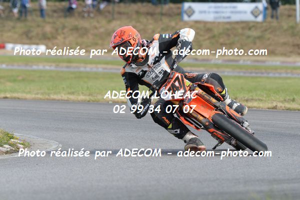 http://v2.adecom-photo.com/images//8.MOTO/2019/SUPERMOTARD_LOHEAC_2019/CHALLENGER/DUPASQUIER_Paul_Emmanuel/47A_6981.JPG