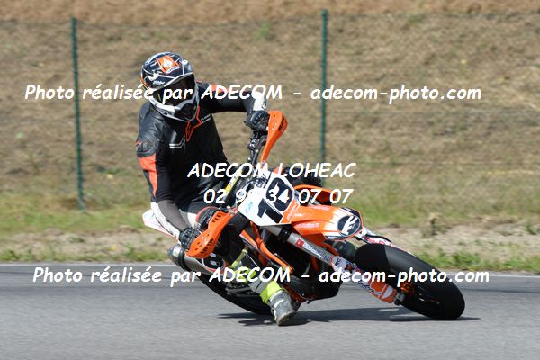 http://v2.adecom-photo.com/images//8.MOTO/2019/SUPERMOTARD_LOHEAC_2019/CHALLENGER/GAPAIX_Cody/47A_4695.JPG