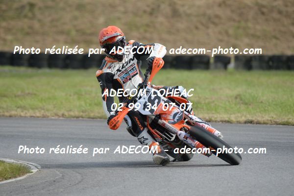 http://v2.adecom-photo.com/images//8.MOTO/2019/SUPERMOTARD_LOHEAC_2019/CHALLENGER/GAPAIX_Cody/47A_7064.JPG