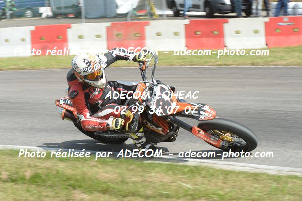 http://v2.adecom-photo.com/images//8.MOTO/2019/SUPERMOTARD_LOHEAC_2019/CHALLENGER/GIRARD_Valentin/47A_6555.JPG