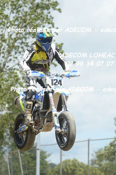 http://v2.adecom-photo.com/images//8.MOTO/2019/SUPERMOTARD_LOHEAC_2019/CHALLENGER/GIRAUD_ROCHON_Didier/47A_5260.JPG