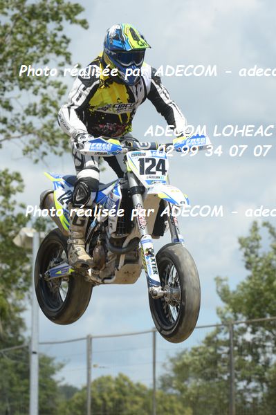 http://v2.adecom-photo.com/images//8.MOTO/2019/SUPERMOTARD_LOHEAC_2019/CHALLENGER/GIRAUD_ROCHON_Didier/47A_5261.JPG