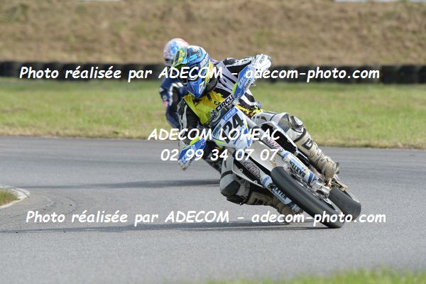 http://v2.adecom-photo.com/images//8.MOTO/2019/SUPERMOTARD_LOHEAC_2019/CHALLENGER/GIRAUD_ROCHON_Didier/47A_6943.JPG