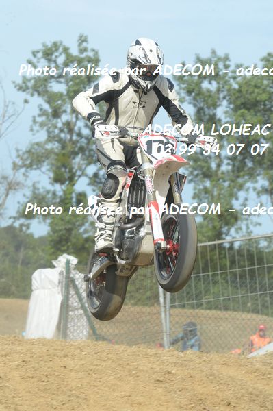 http://v2.adecom-photo.com/images//8.MOTO/2019/SUPERMOTARD_LOHEAC_2019/CHALLENGER/GRANGE_Sebastien/47A_7327.JPG