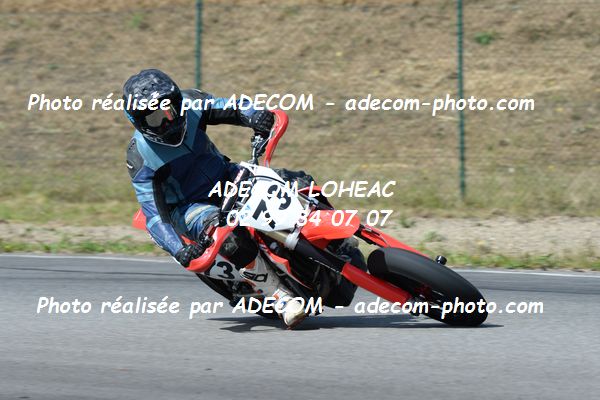 http://v2.adecom-photo.com/images//8.MOTO/2019/SUPERMOTARD_LOHEAC_2019/CHALLENGER/HERIDEL_Julien/47A_4799.JPG