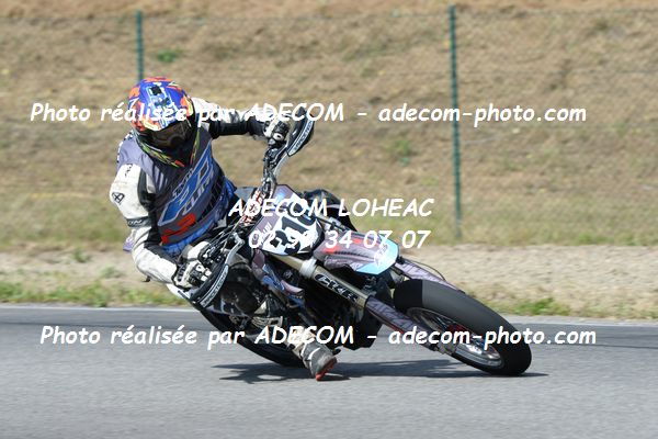 http://v2.adecom-photo.com/images//8.MOTO/2019/SUPERMOTARD_LOHEAC_2019/CHALLENGER/IVALDI_Cyril/47A_4732.JPG