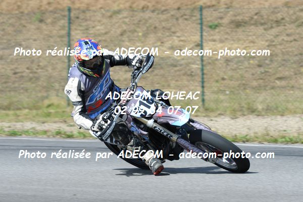 http://v2.adecom-photo.com/images//8.MOTO/2019/SUPERMOTARD_LOHEAC_2019/CHALLENGER/IVALDI_Cyril/47A_4806.JPG