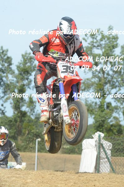 http://v2.adecom-photo.com/images//8.MOTO/2019/SUPERMOTARD_LOHEAC_2019/CHALLENGER/JAVOUREZ_Vicnent/47A_7374.JPG