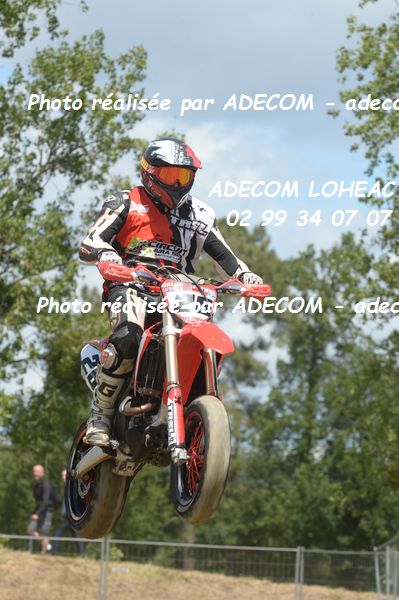 http://v2.adecom-photo.com/images//8.MOTO/2019/SUPERMOTARD_LOHEAC_2019/CHALLENGER/LAFOURCADE_Pascal/47A_5030.JPG